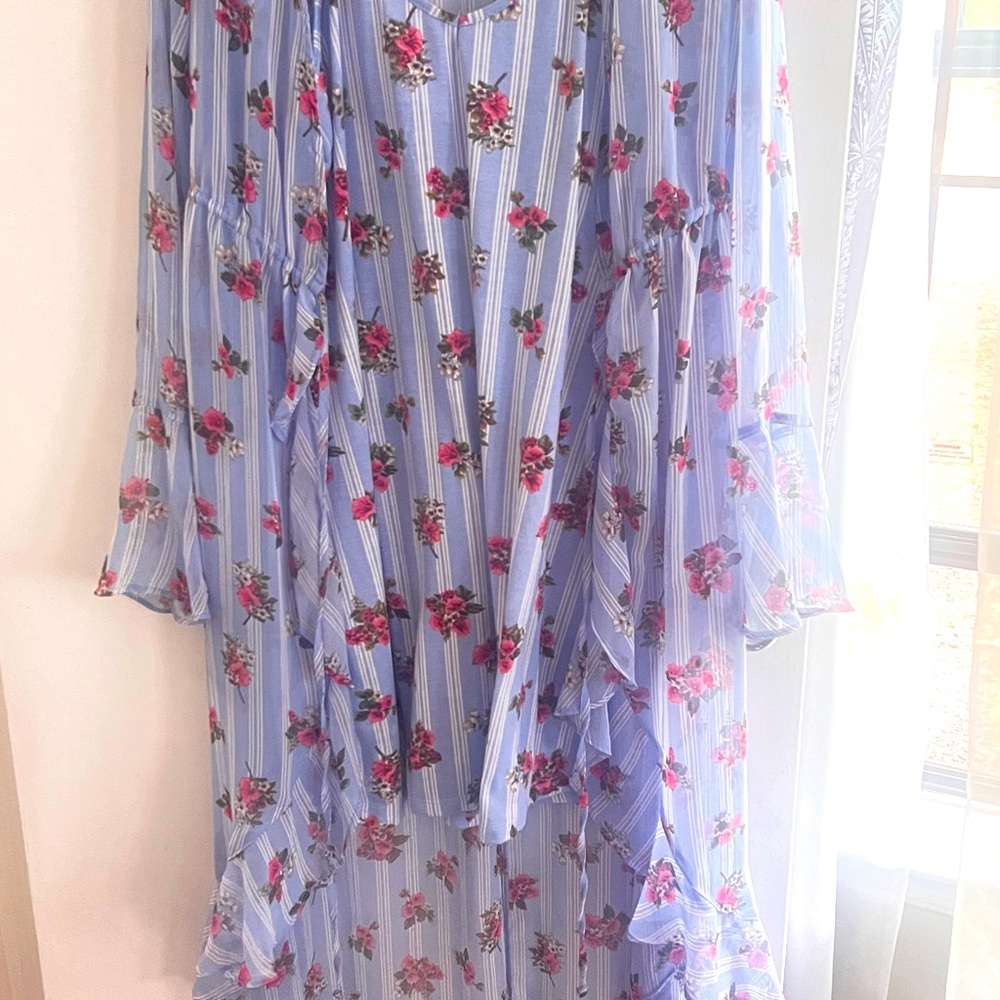 No Boundaries Cute summer dress with cover up. Size: S.